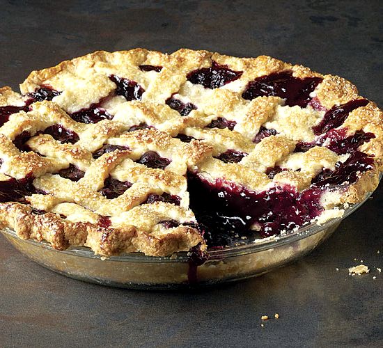 Apple and blackberry lattice pie recipe