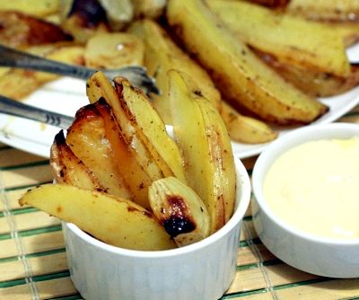 Batatas assadas no forno com maionese recipe