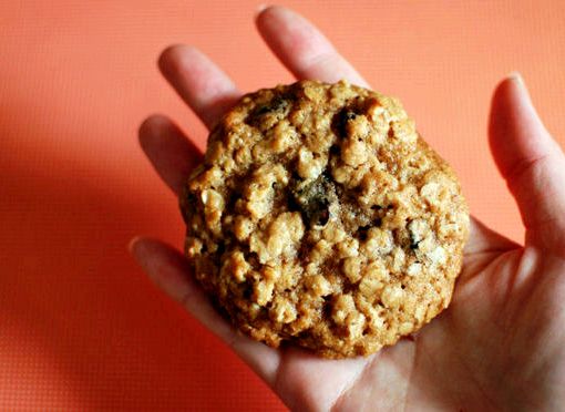 Big oatmeal raisin cookies recipe