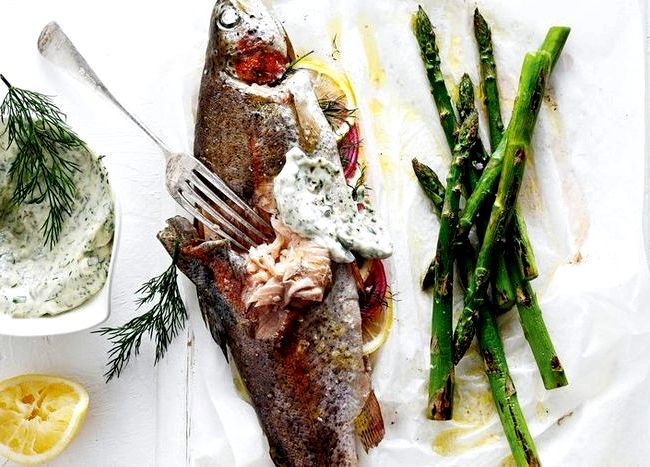 Broiled rainbow trout with herb mayonnaise recipe