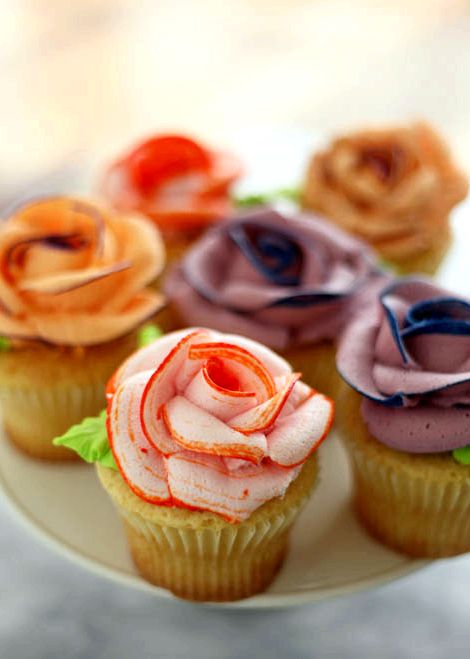 Buttercream recipe for piping roses on cupcakes