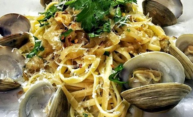 Carmines linguine white clam sauce recipe
