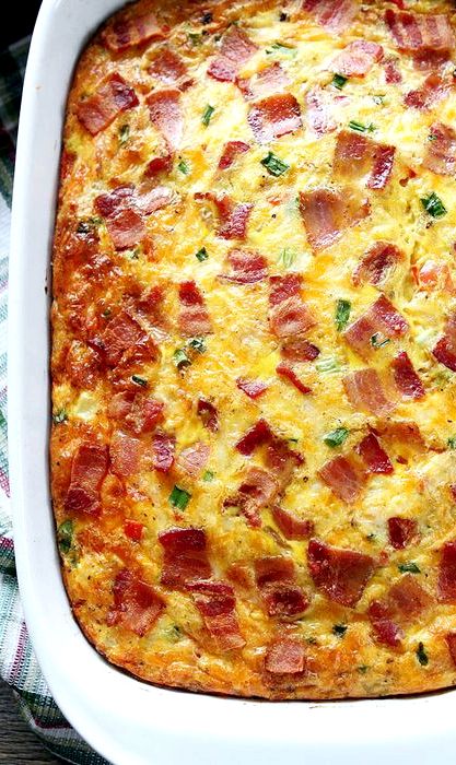 Cheesy potato bacon and egg casserole recipe