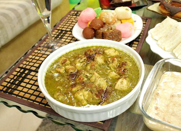 Chicken kheema pav recipe by zarnak