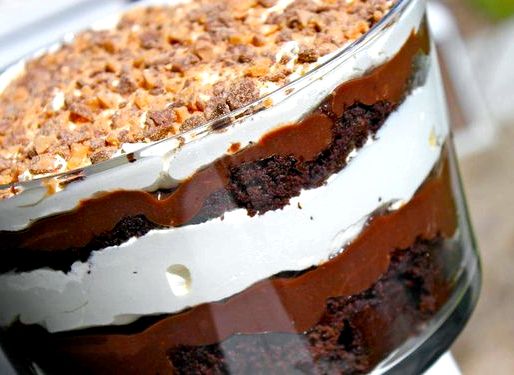 Chocolate skor bar trifle recipe