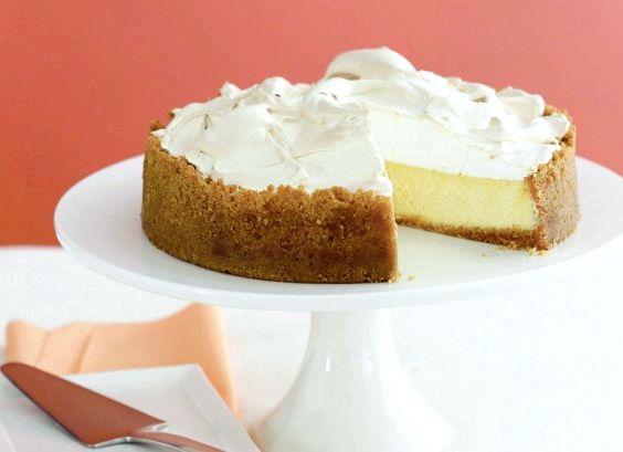 Easy lemon meringue pie recipe with biscuit base cheesecake