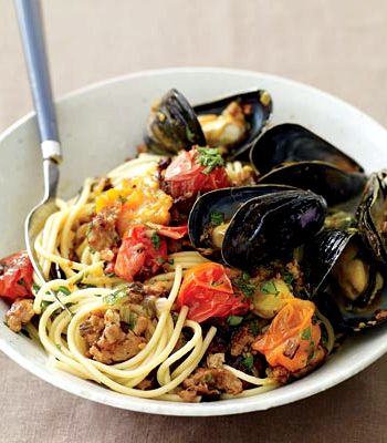 Easy mussels and pasta recipe