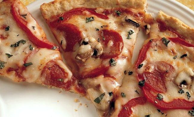 Easy pizza crust recipe with bisquick