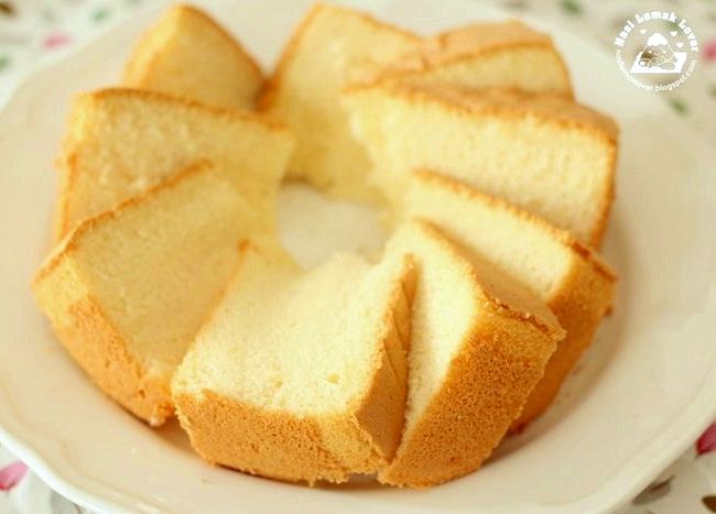 Easy sponge vanilla cake recipe