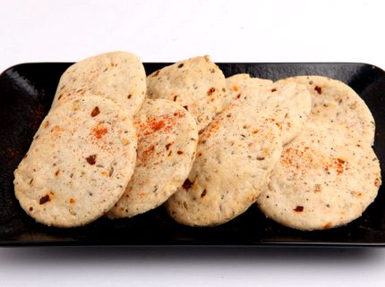 Mathri recipe by vah chef paneer Mathri recipe by vah chef paneer