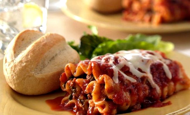 Recipe for lasagna rolls with meat