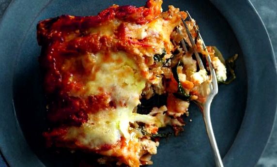 Recipe for spinach matzah lasagna