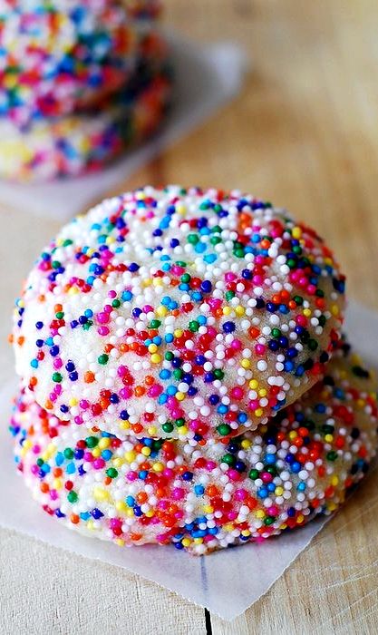 Recipe for sugar cookies with sprinkles