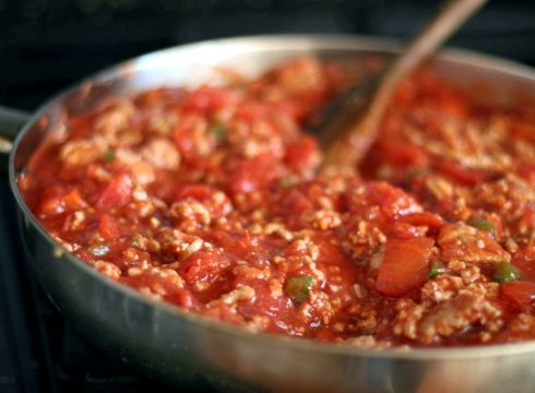 Red sauce with meat recipe