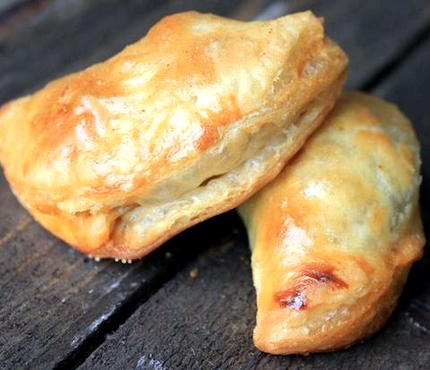 Sausage meat pie recipe puff pastry