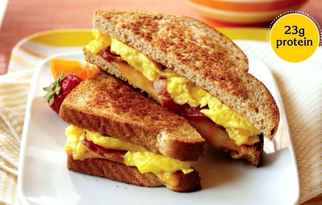 Scrambled egg and bacon sandwich recipe