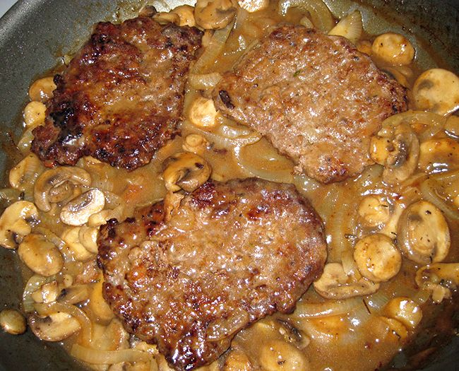 Smothered cube steak and gravy recipe