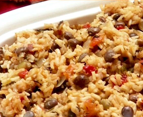Spanish rice with pigeon peas recipe