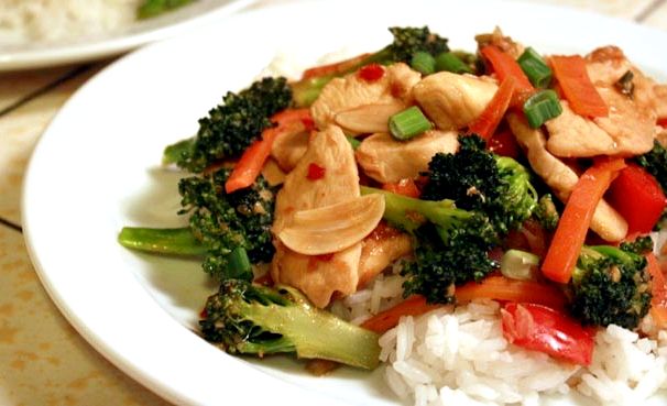Spicy chicken and broccoli stir fry recipe