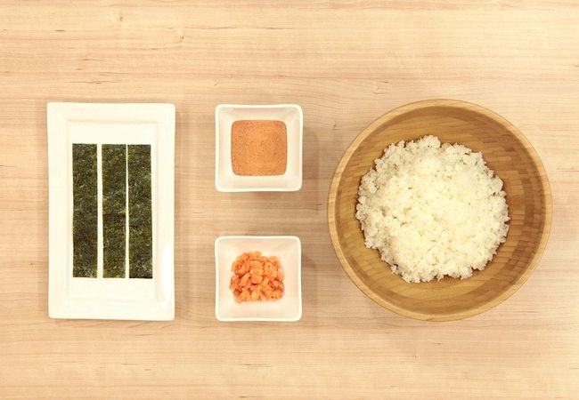 Spicy salmon gunkan recipe for rice