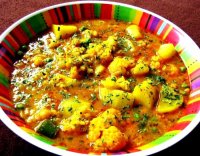 Aloo gobi matar gravy recipe in hindi