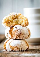 Amaretti cookies recipe with amaretto