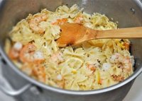 Bow tie pasta with shrimp recipe