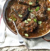 Braised steak and onions recipe slow cooker