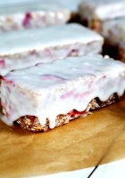 Breakfast bars recipe with yogurt