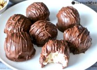 Cheesecake no-bake balls recipe and pictures