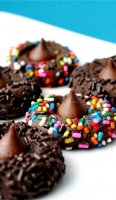 Chocolate thumbprint cookie recipe hershey kiss