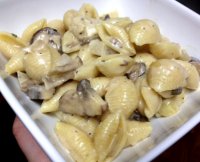 Creamy chicken and mushroom pasta recipe
