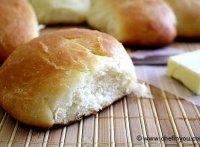 Easy recipe for soft white rolls