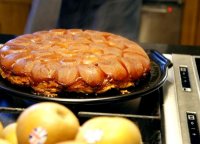 Emile henry tarte tatin recipe with puff