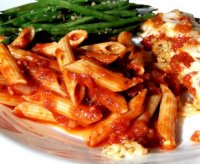 Homemade vegan pasta sauce recipe