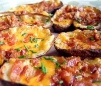 Potato skins recipe with bacon and cheese