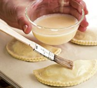 Recipe for egg wash for pie crusts