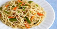 Recipe of hakka noodles vegetarian in hindi