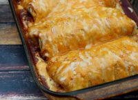 Shredded beef burritos recipe with cheese sauce