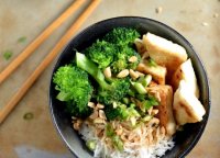 Thai peanut rice bowl recipe