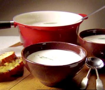 Tuscan white bean garlic soup recipe
